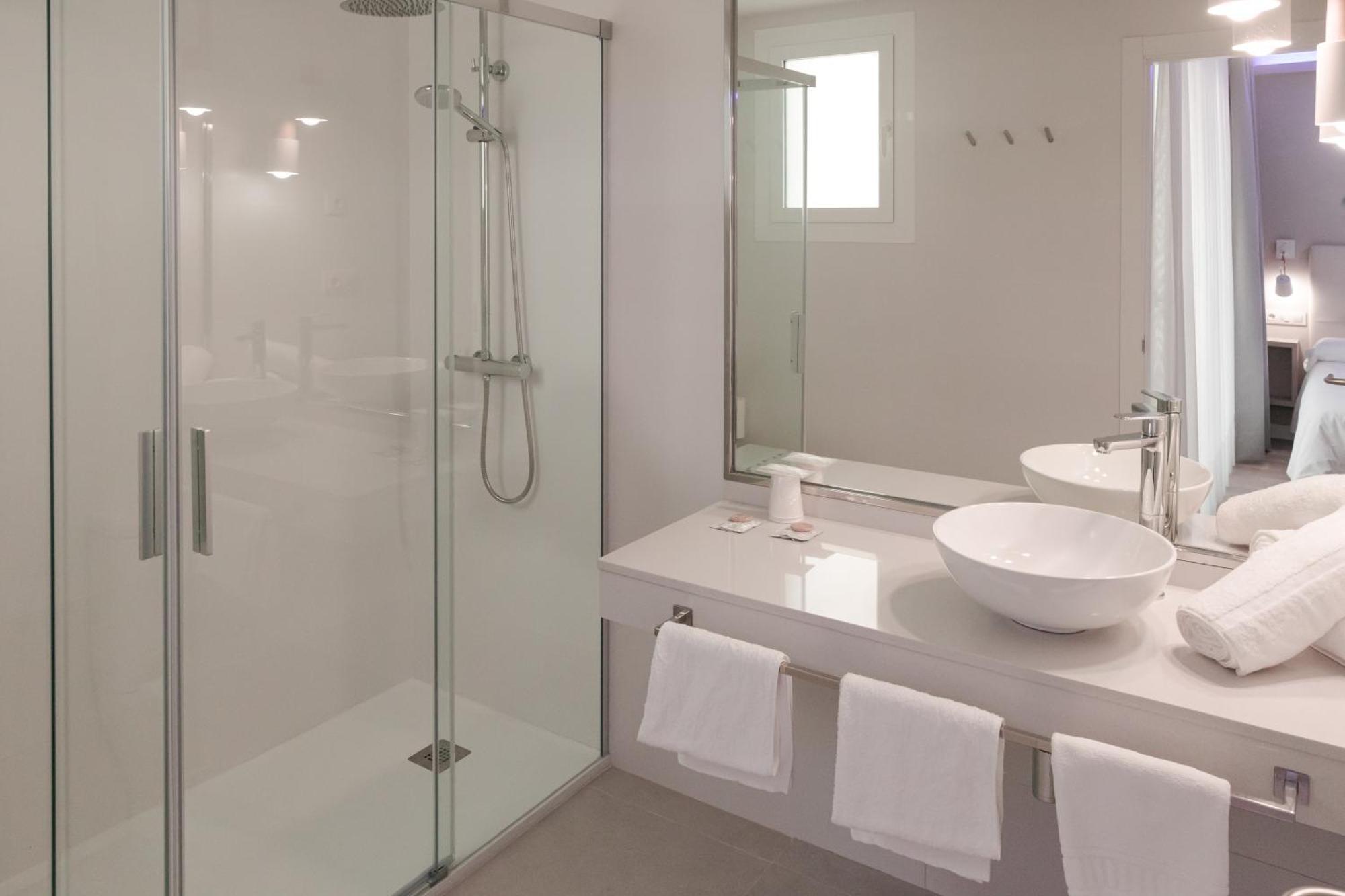Hotel Jucamar Cangas do Morrazo Eksteriør bilde