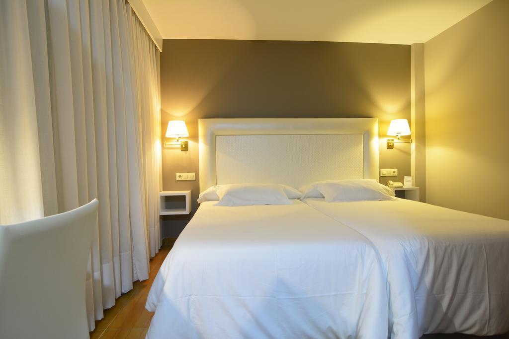 Hotel Jucamar Cangas do Morrazo Eksteriør bilde
