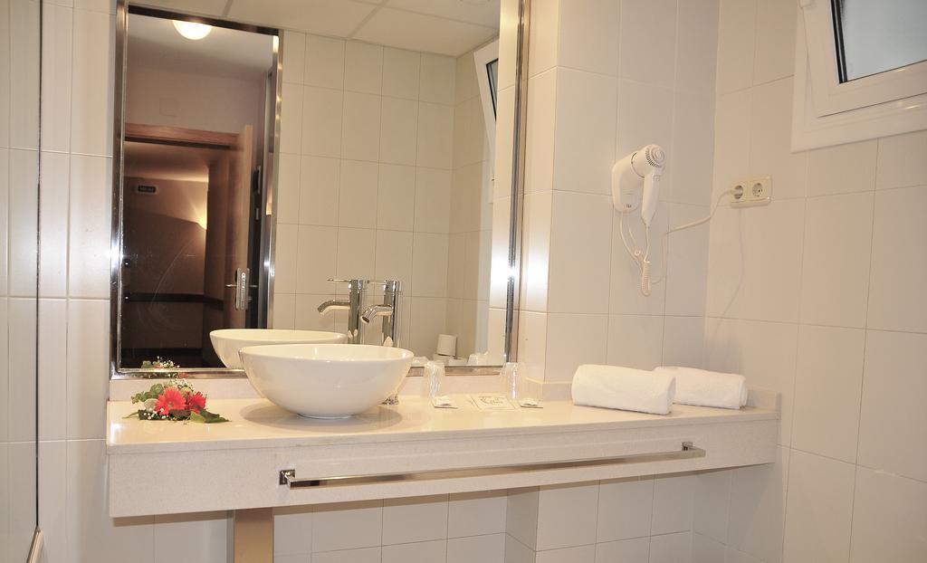 Hotel Jucamar Cangas do Morrazo Rom bilde